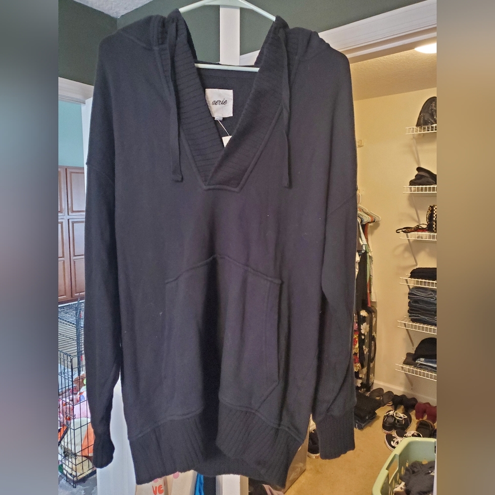 SOLD - Aerie Oversized Hooded Sweatshirt - Picture 2 of 6